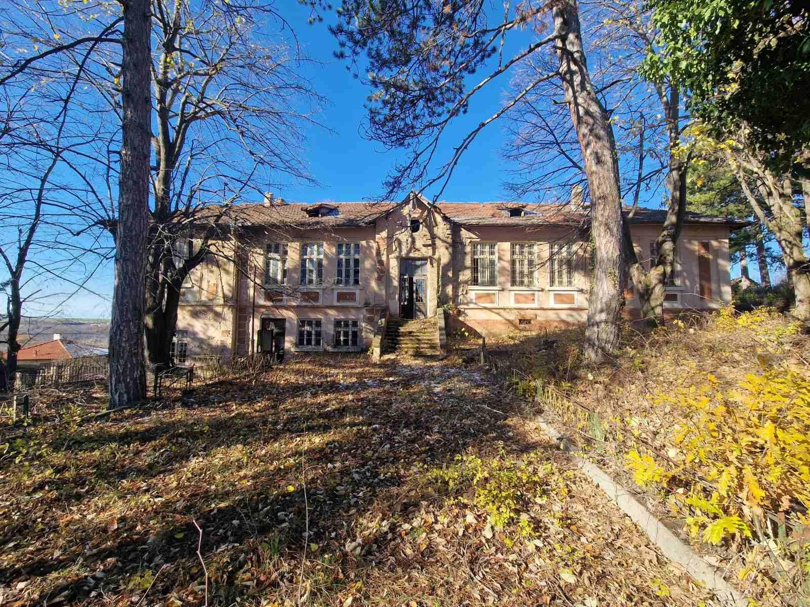 House for Sale in Dolets, Targovishte