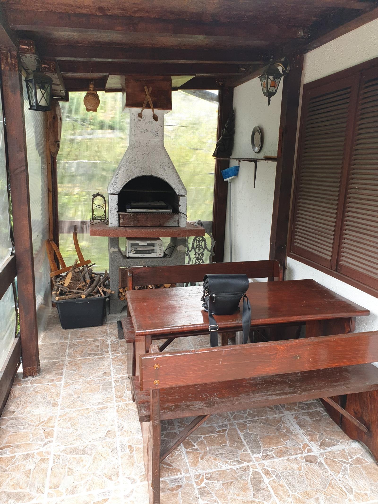 Villa for Sale in Kladnitsa, Pernik