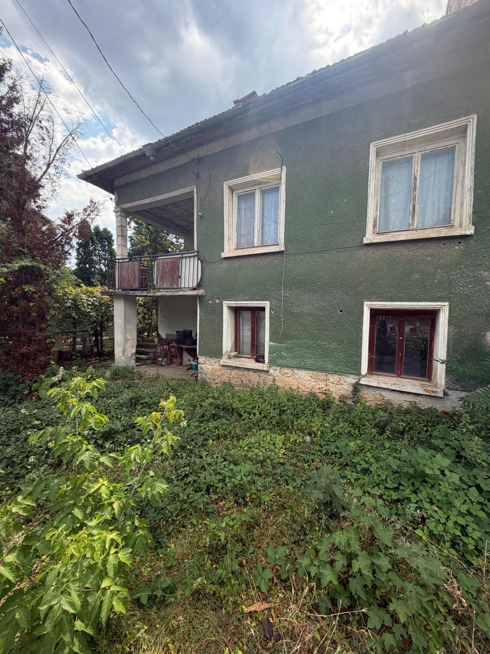 House for Sale in Vratsa, Mladost