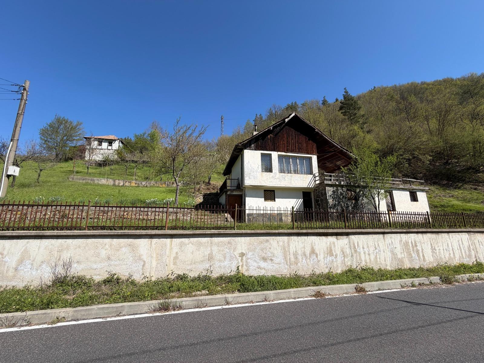 Villa for Sale in Zlatograd, Smolyan