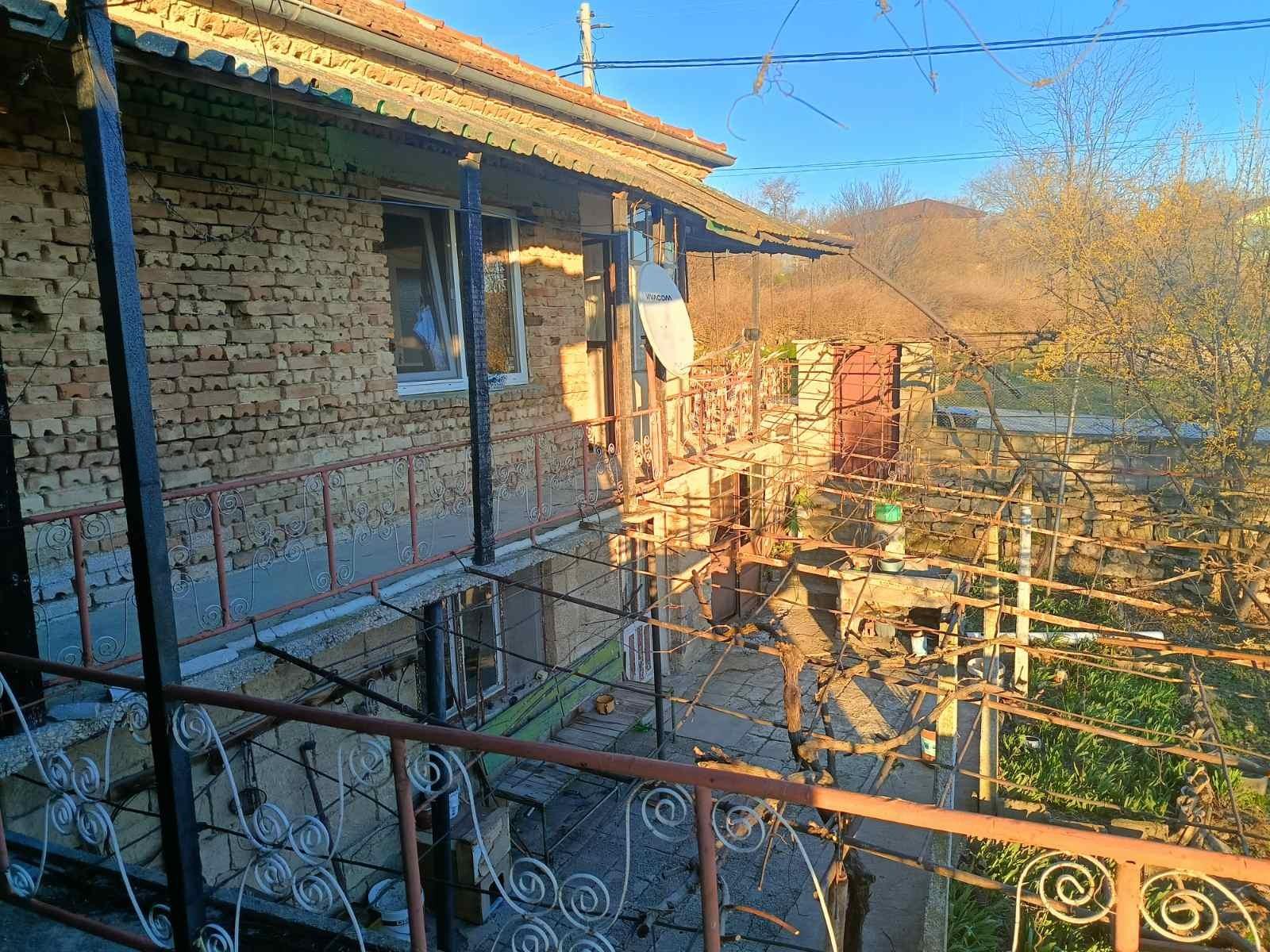 House for Sale in Dobrina, Varna