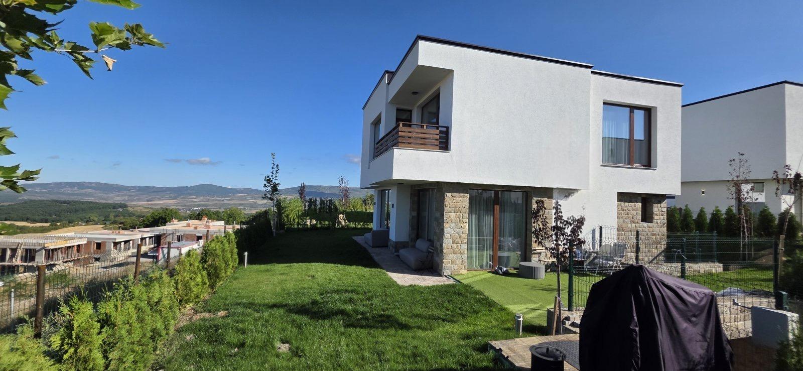 House for Sale in Kladnitsa, Pernik