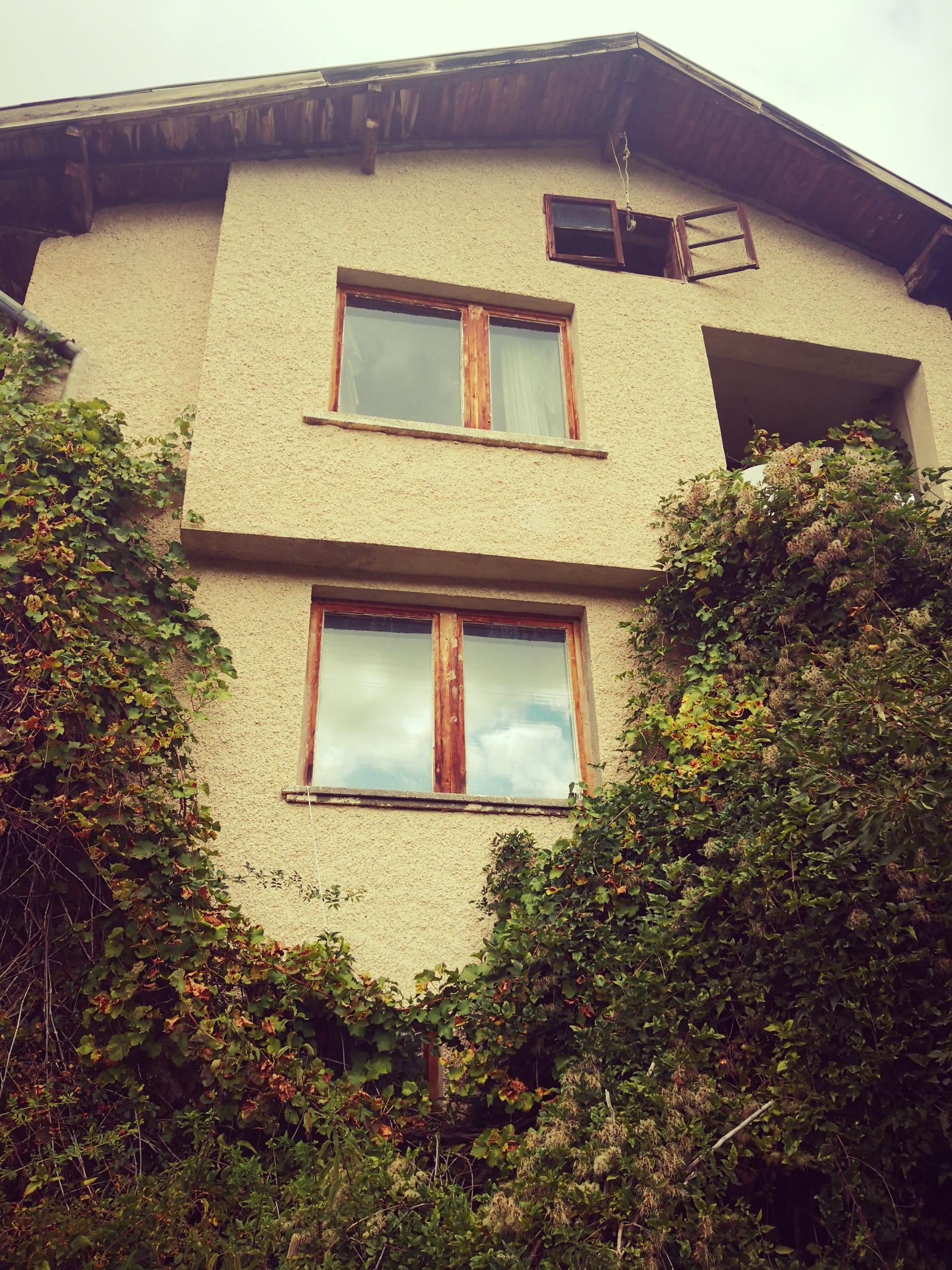 House for Sale in Kosacha, Pernik