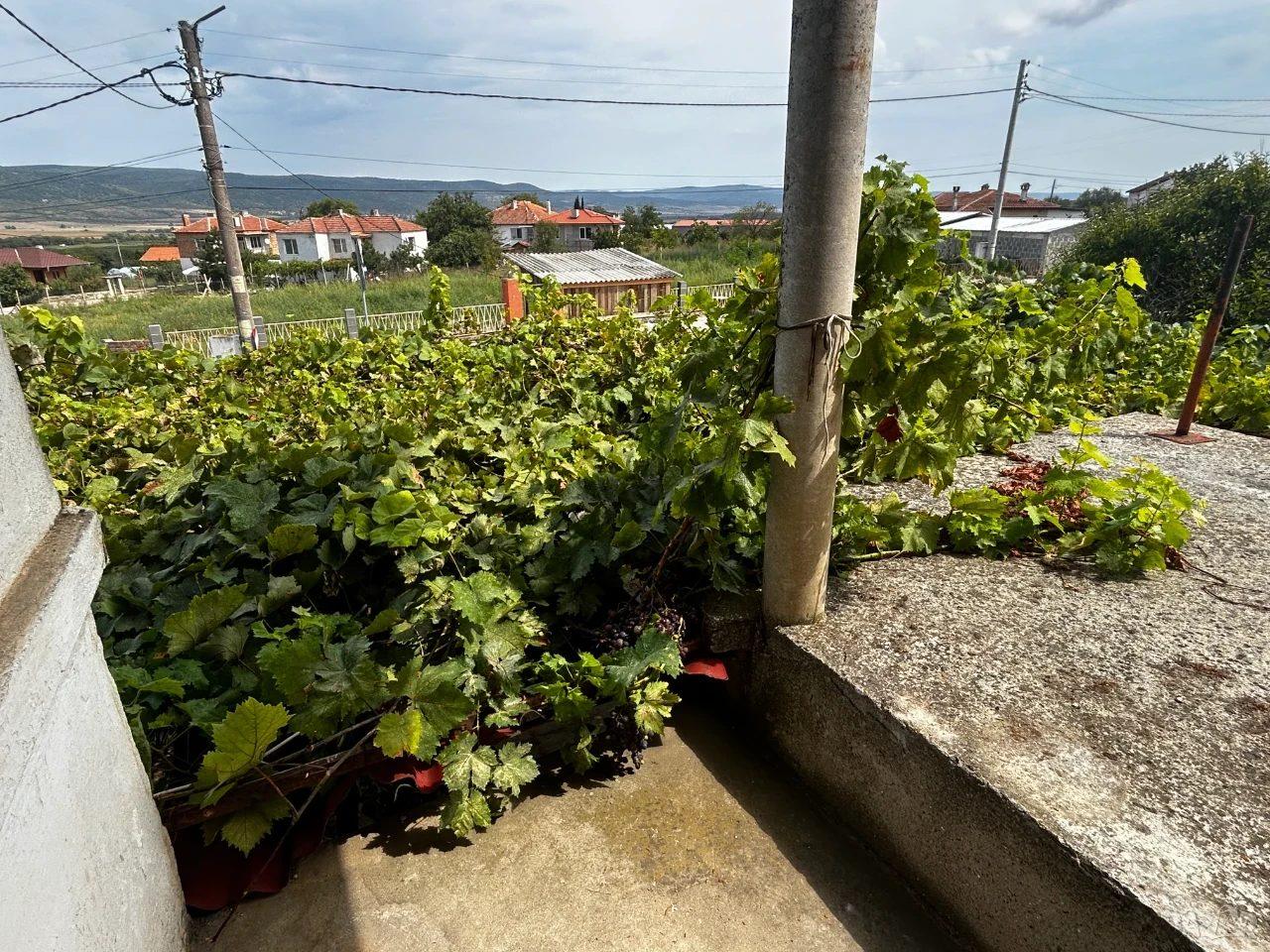 House for Sale in Stratsin, Burgas