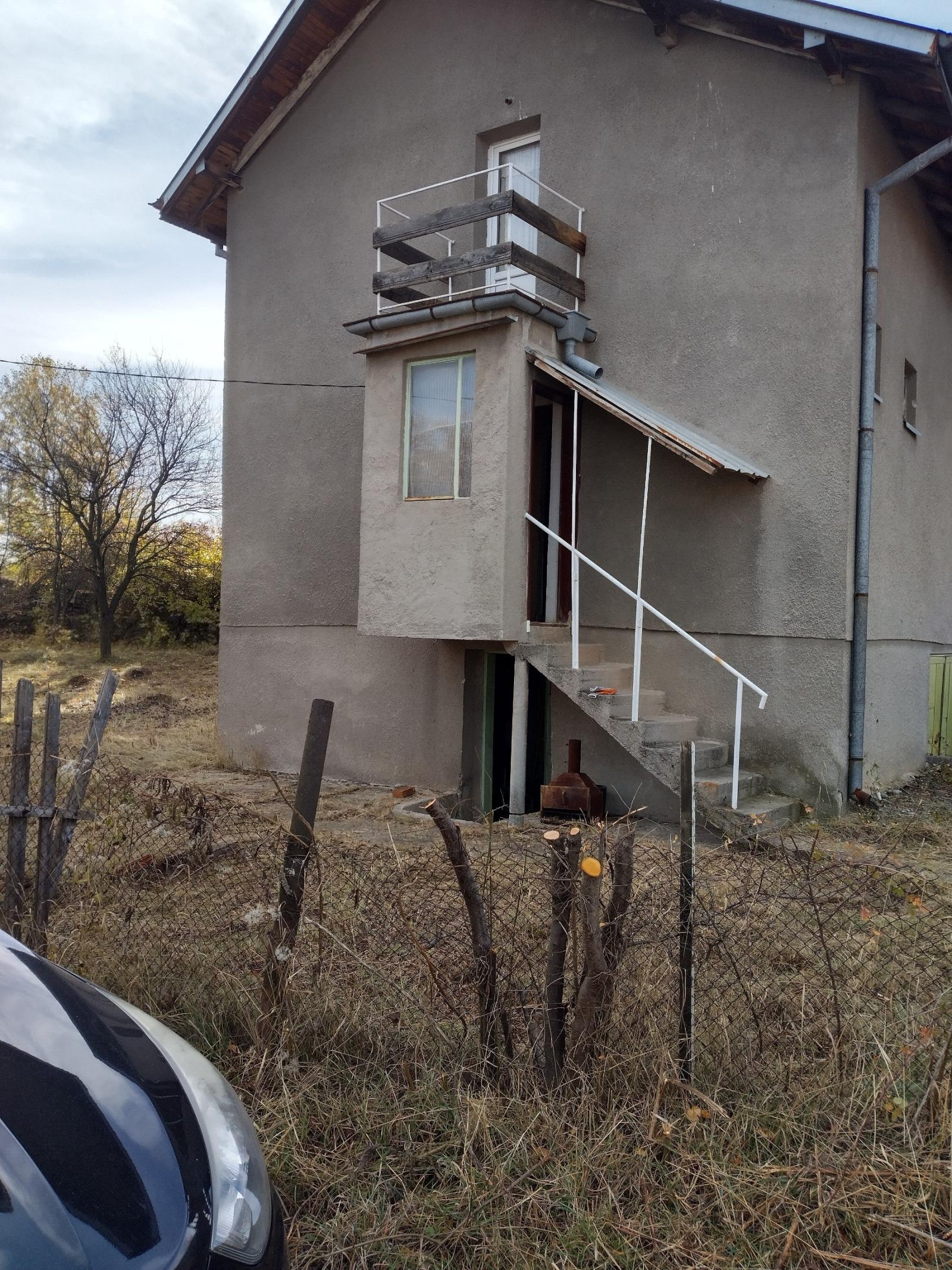 House for Sale in Pernik, Kalkas