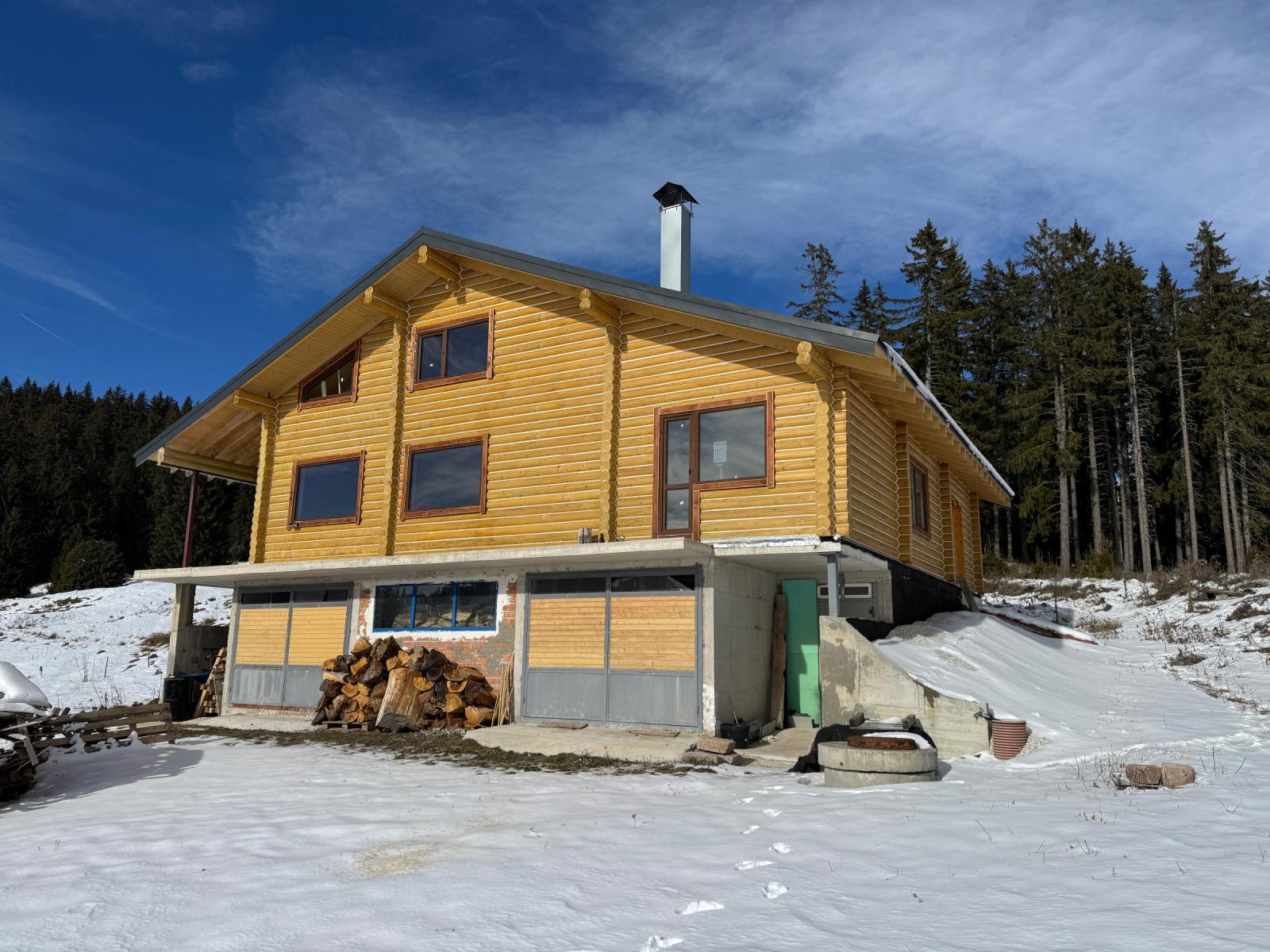 House for Sale in Pamporovo Resort, Smolyan