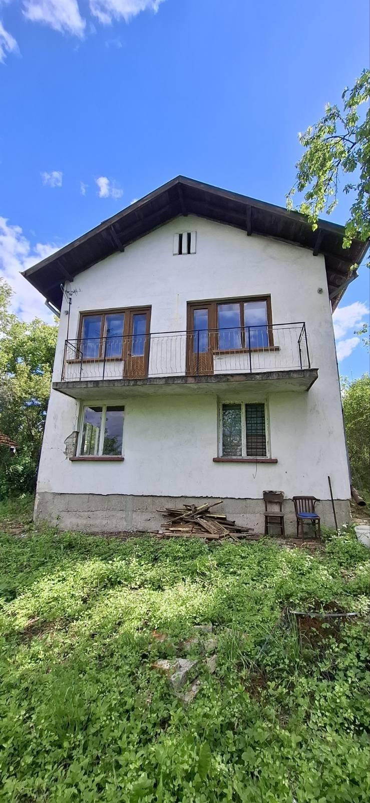 Villa for Sale in Bornarevo, Pernik