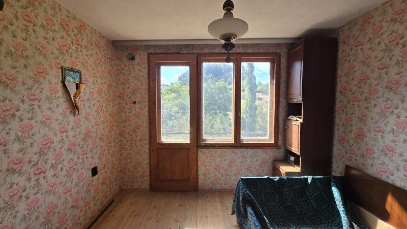 House for Sale in Tran, Pernik