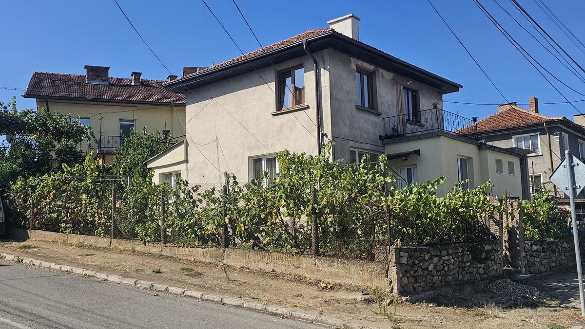 House Floor for Sale in Kostenets, Sofia Province