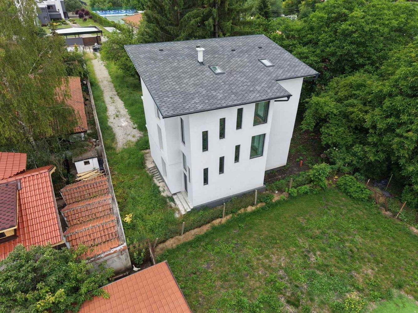 House for Sale in Kostinbrod, Sofia Province