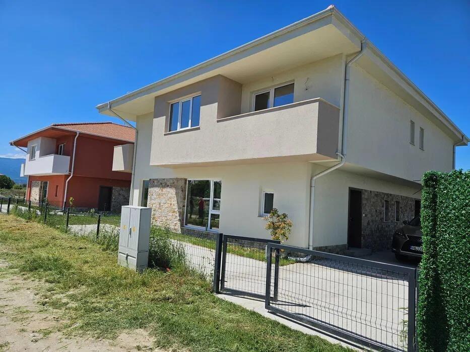House for Sale in Plovdiv, Proslav