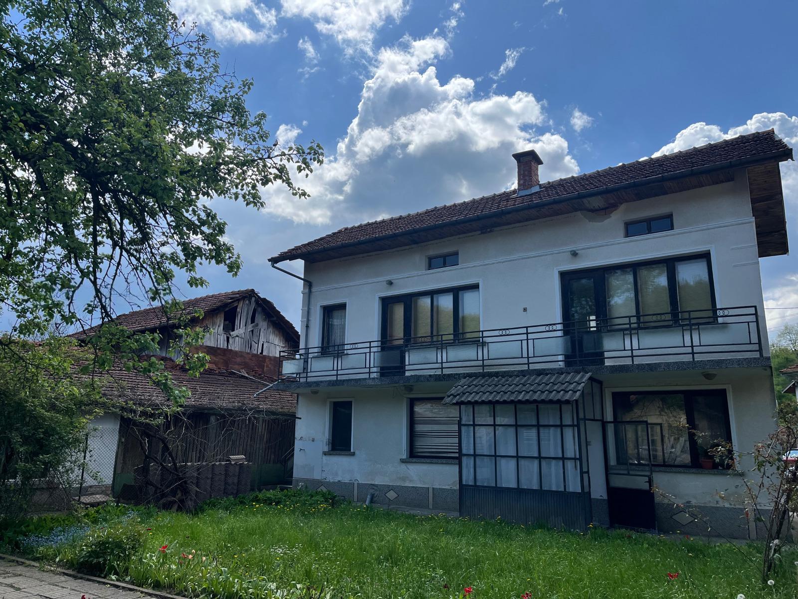 House for Sale in Apriltsi, Lovech