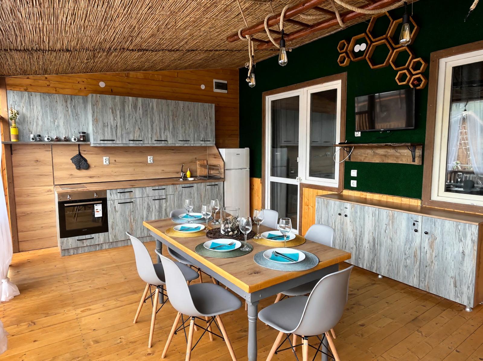 Villa for Sale in Chernomorets, Burgas