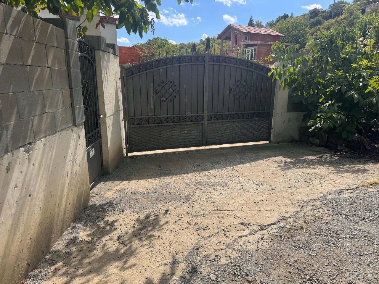 Villa for Sale in Aytos, Burgas