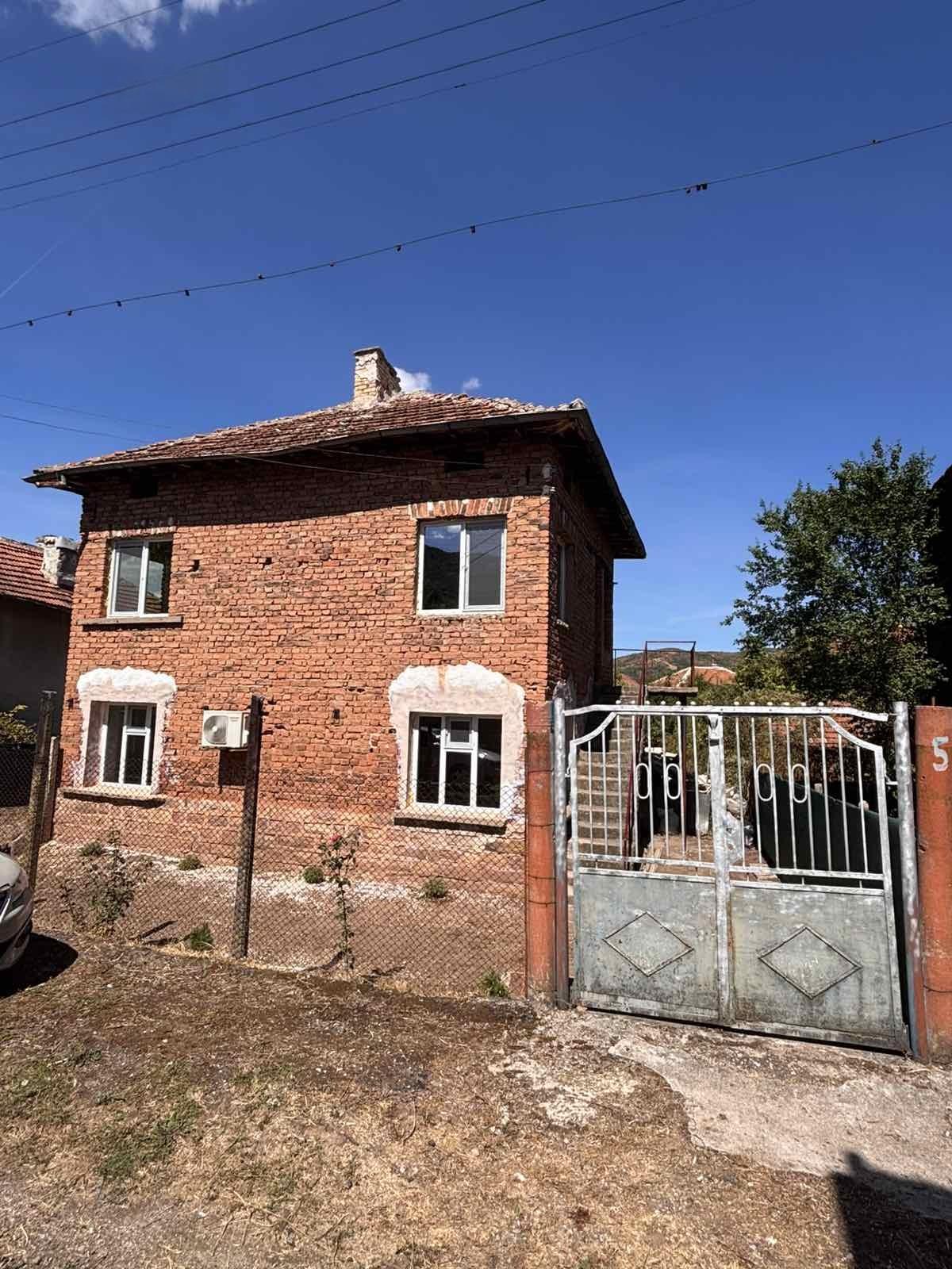 House for Sale in Gorno Ozirovo, Montana
