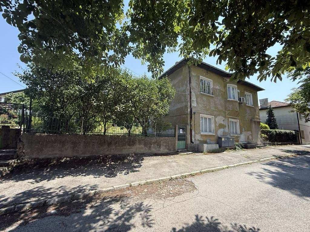 House for Sale in Pernik, Tsarkva