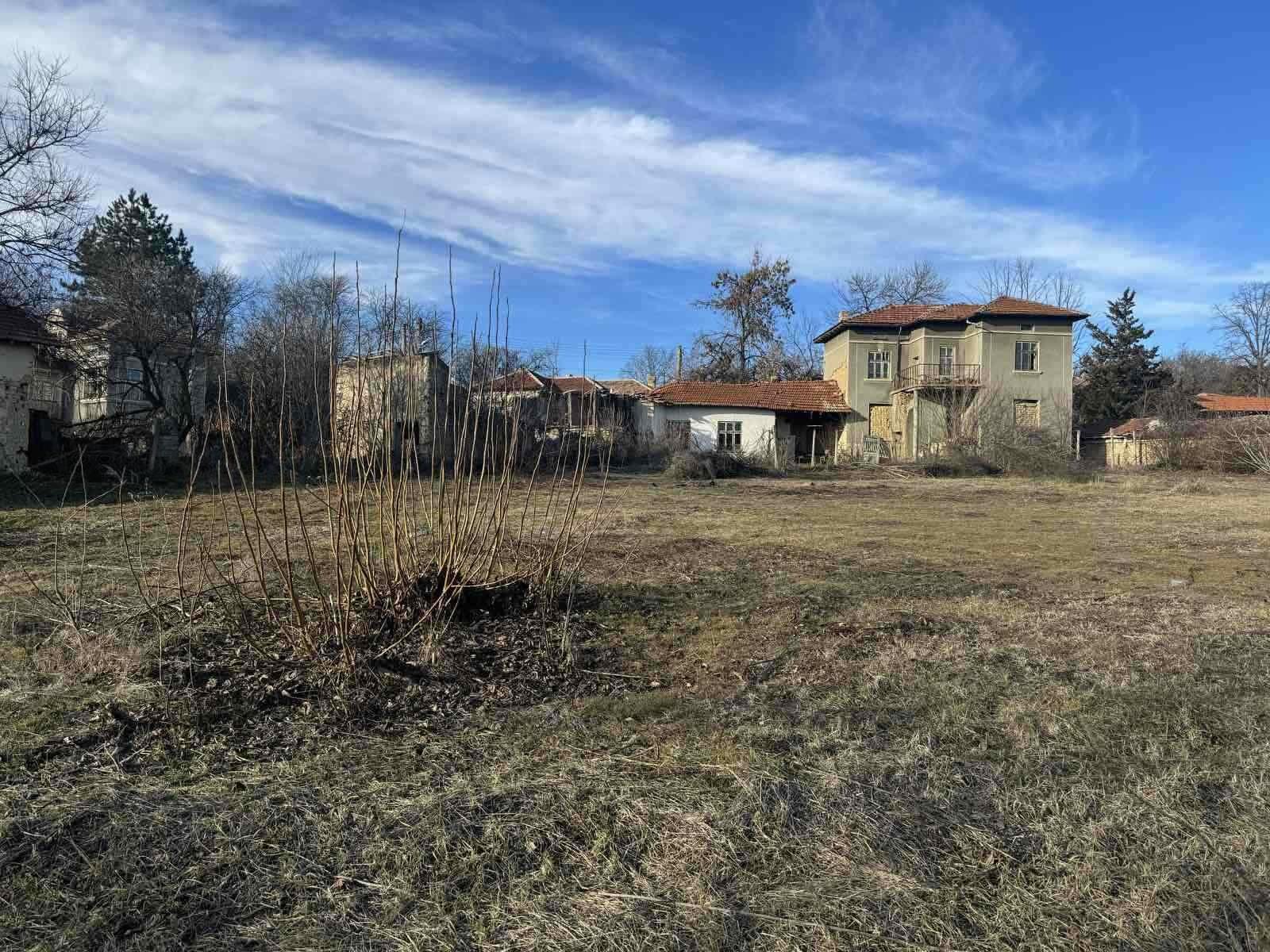 House for Sale in Makariopolsko, Targovishte