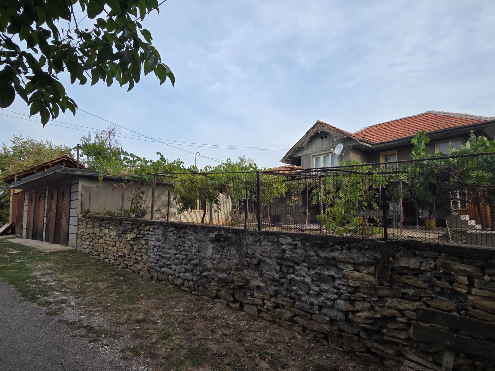 House for Sale in Ledenik, Veliko Tarnovo