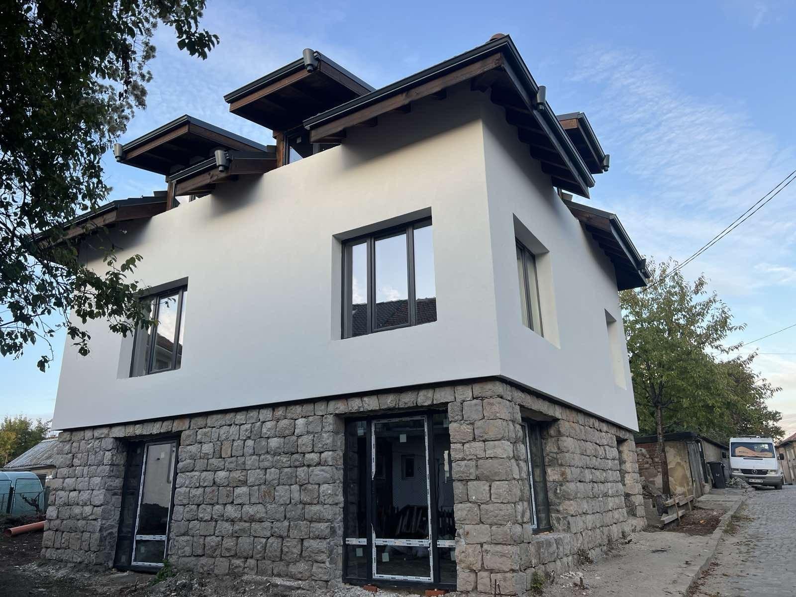 House for Sale in Pernik, Baykusheva mahala