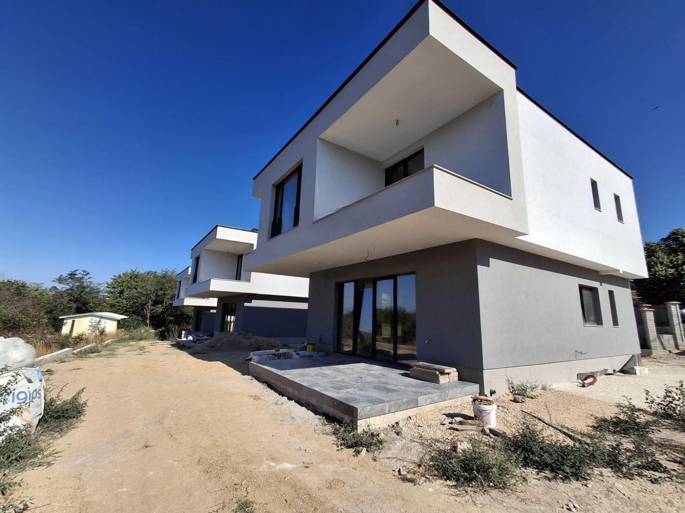 House for Sale in Varna, Borovets – yug Area