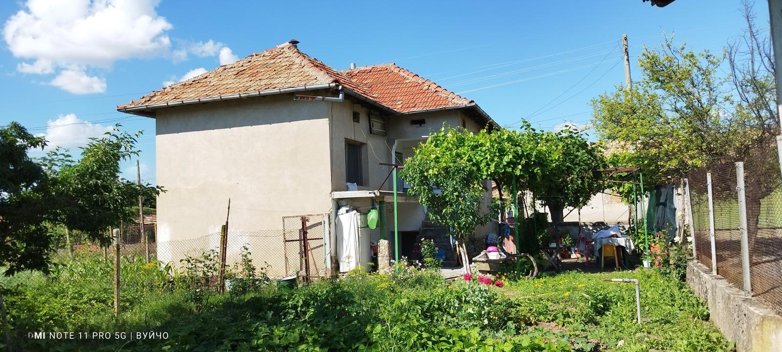 House for Sale in Sadovets, Pleven