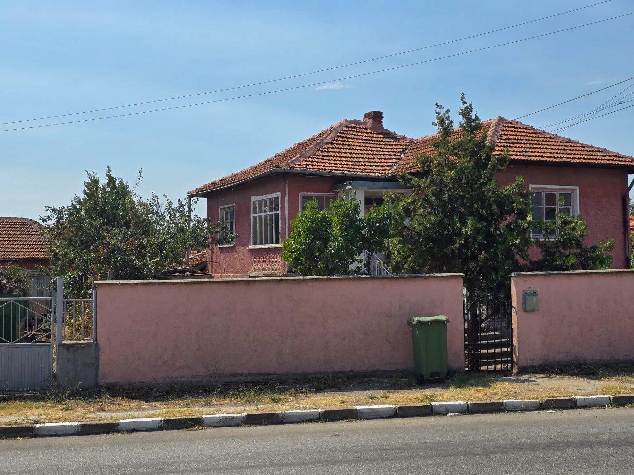 House for Sale in Parvomay, Plovdiv