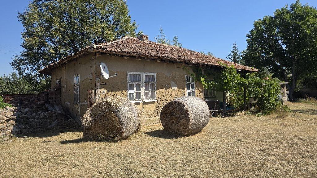 House for Sale in Dolni Rakovets, Pernik