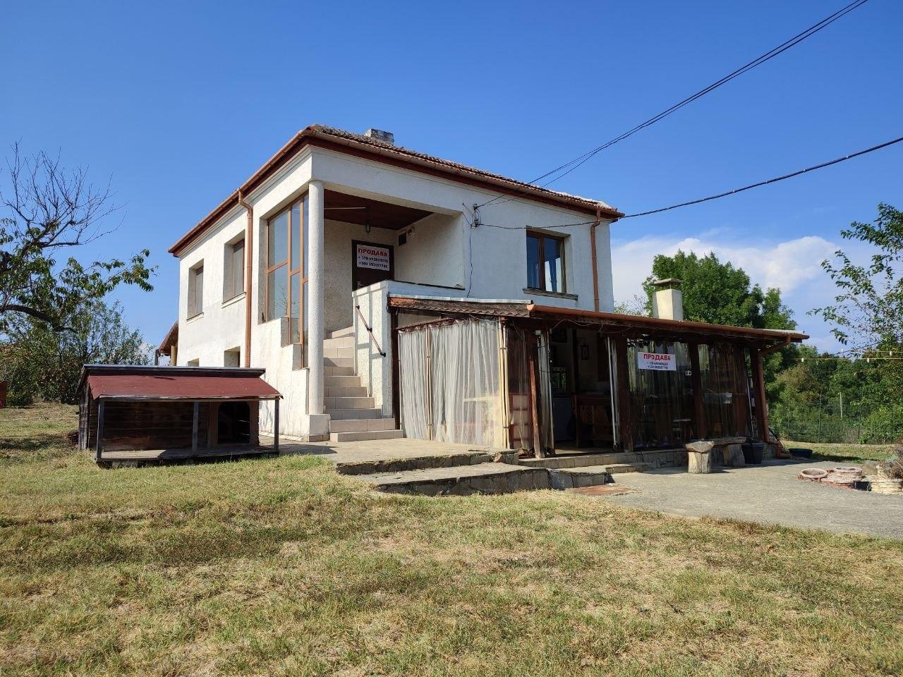 House for Sale in Rosen, Burgas
