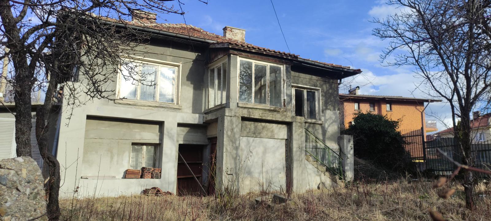 House for Sale in Pernik, Dimova mahala