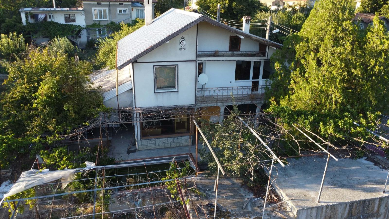 House for Sale in Shumen, Makak