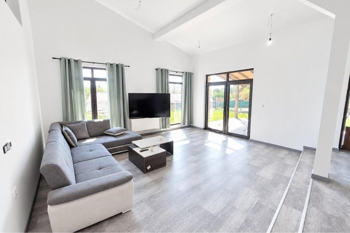 House for Sale in Izgrev, Varna