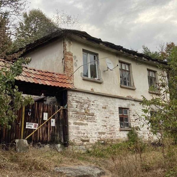 House for Sale in Chukilite, Gabrovo
