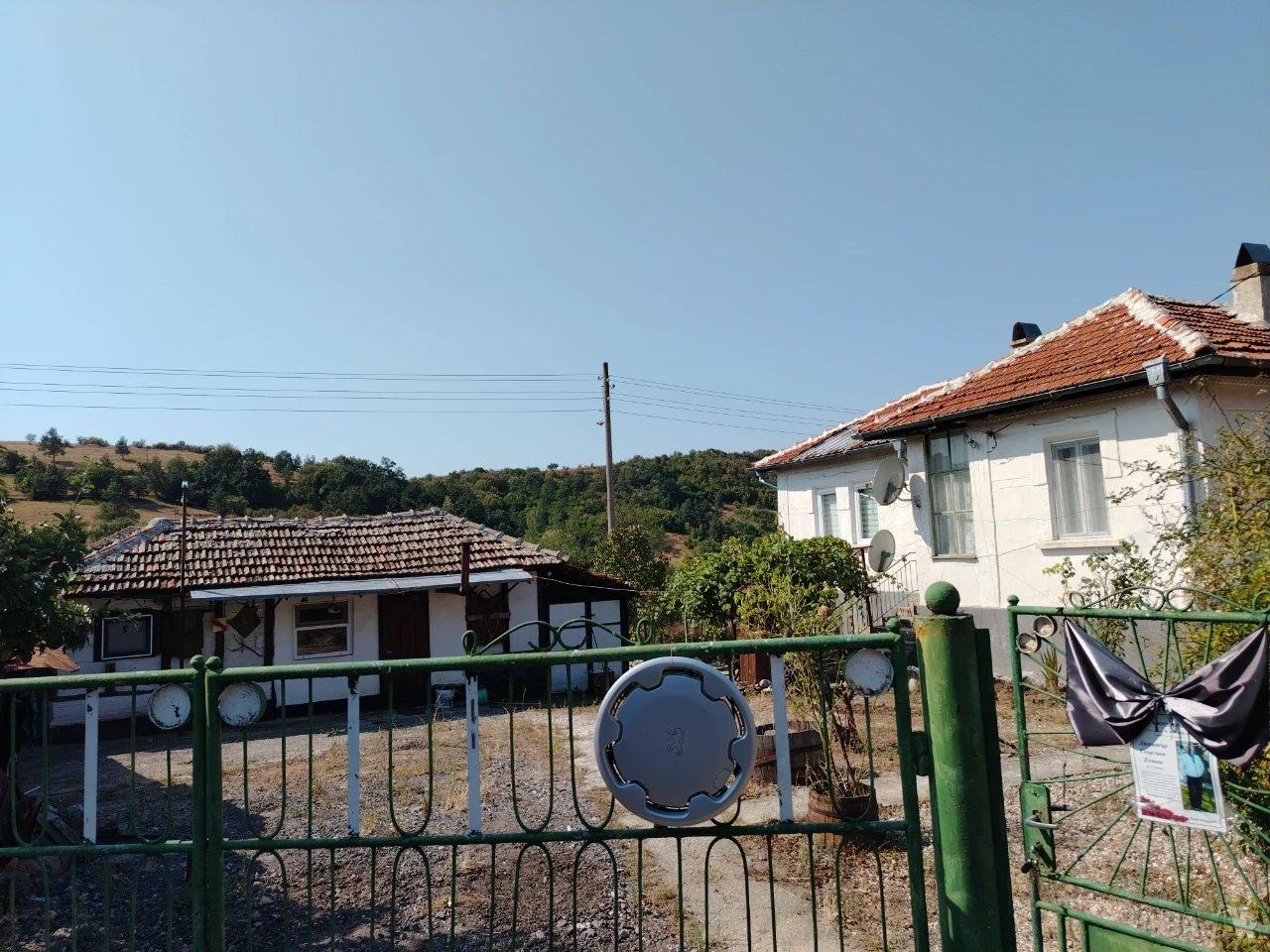 House for Sale in Prekraste, Sofia Province