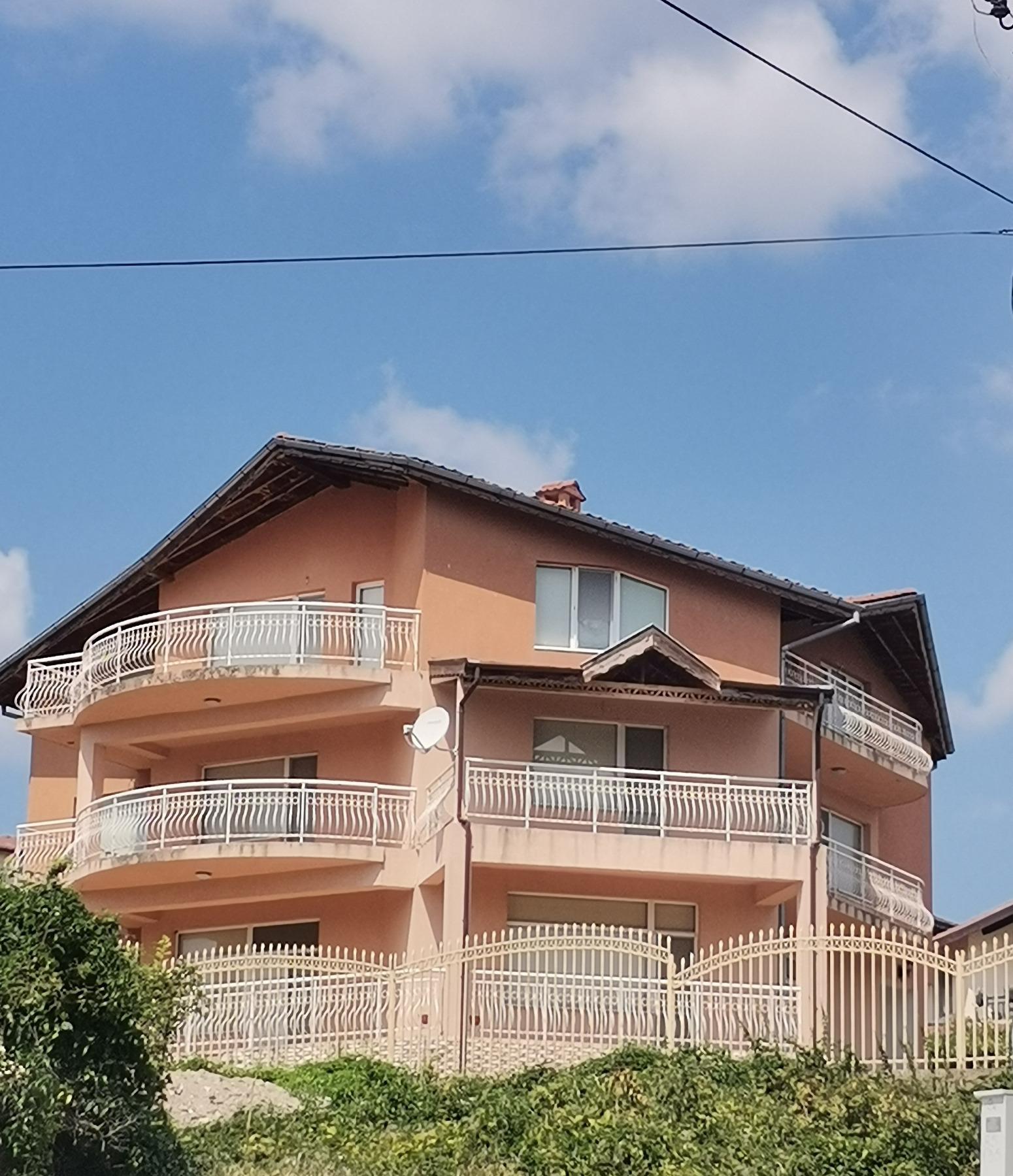Villa for Sale in Rogachevo, Dobrich