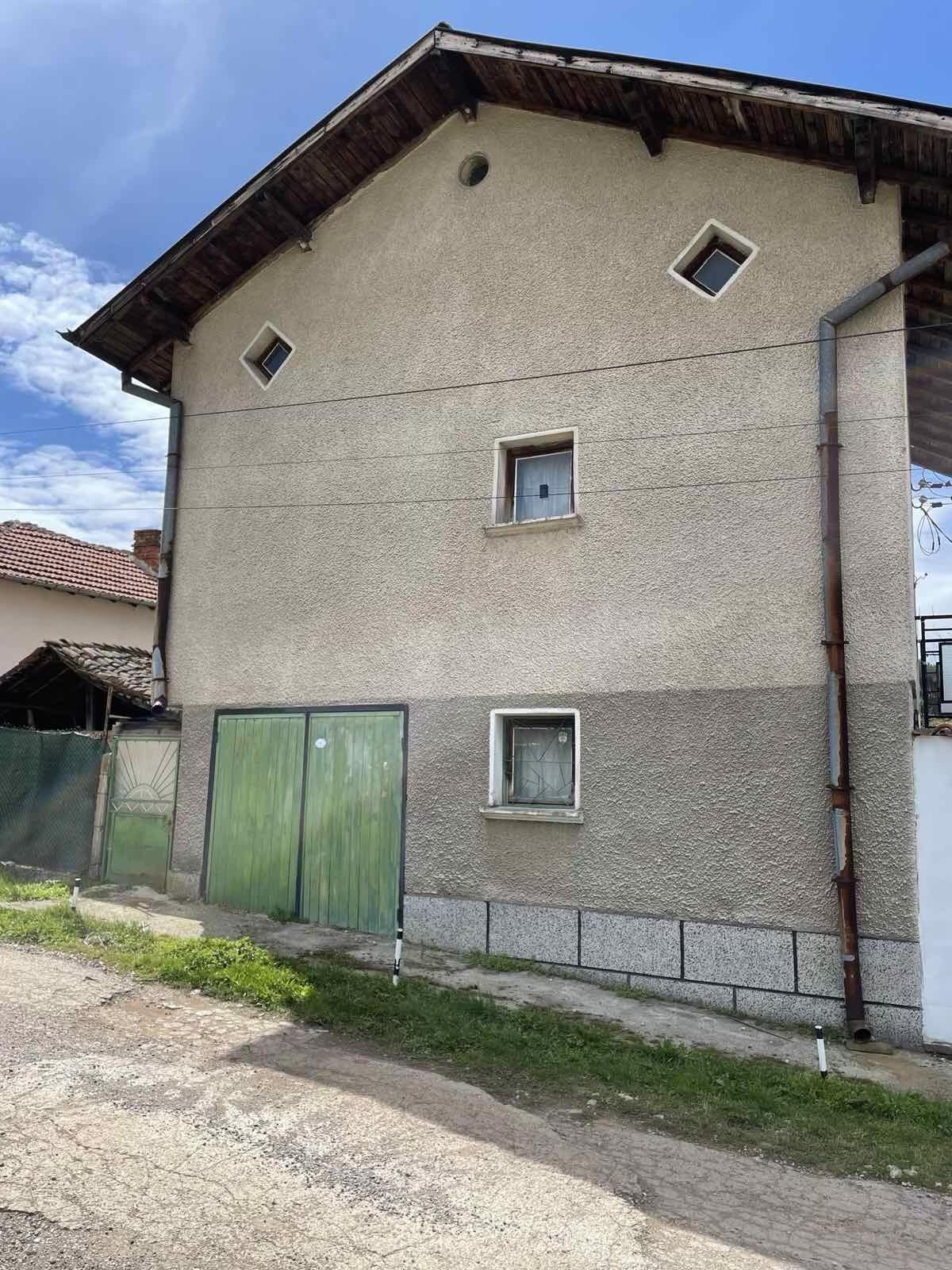 House for Sale in Galabnik, Pernik