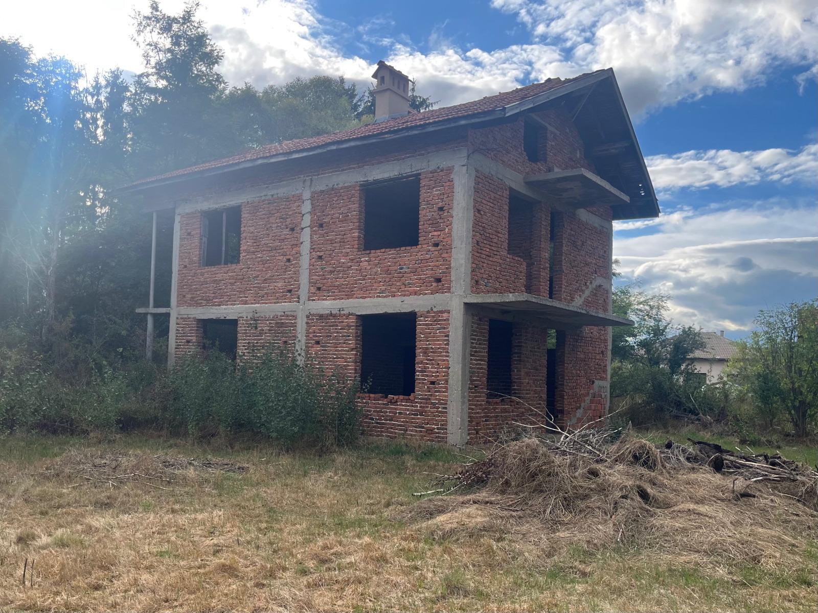 House for Sale in Zlokuchene, Sofia Province