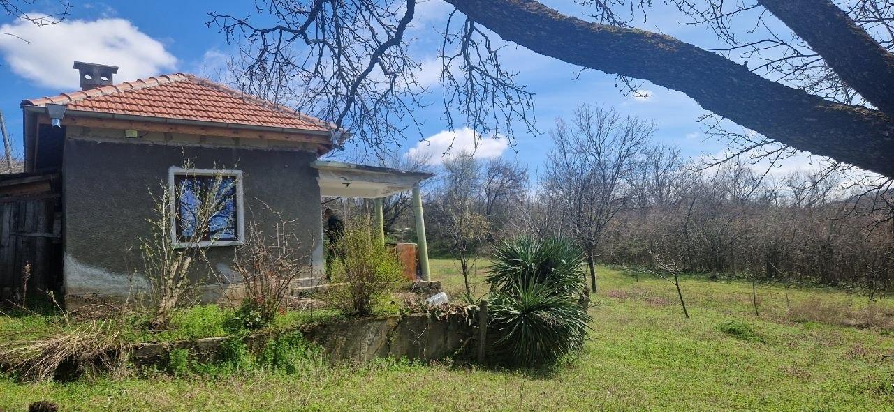 Villa for Sale in Lovech, v.z. Sinan tepe