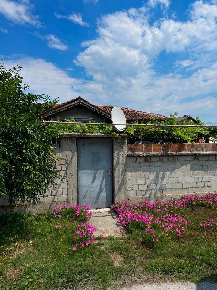 House for Sale in Yasno pole, Plovdiv