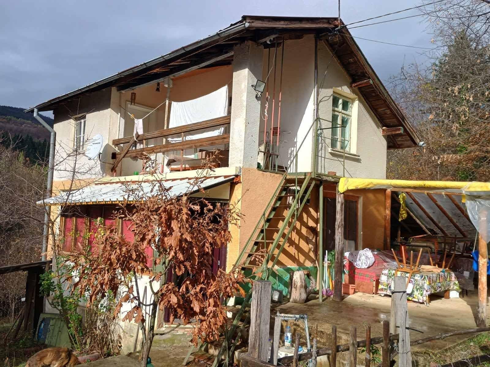 House for Sale in Leskovdol, Sofia Province