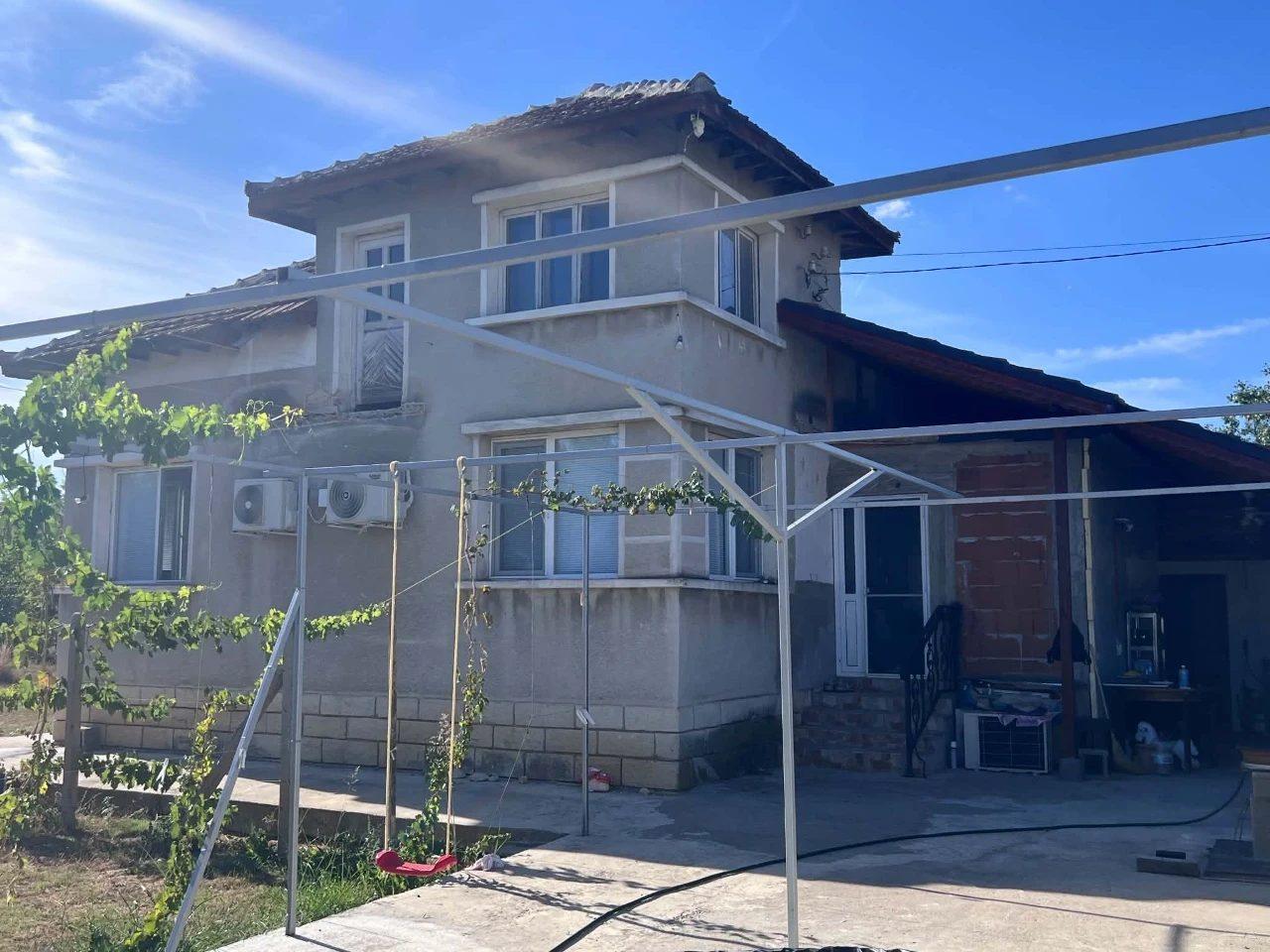 House for Sale in Banitsa, Vratsa