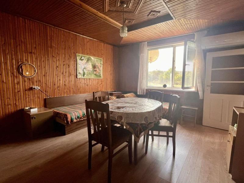 House for Sale in Peychinovo, Ruse