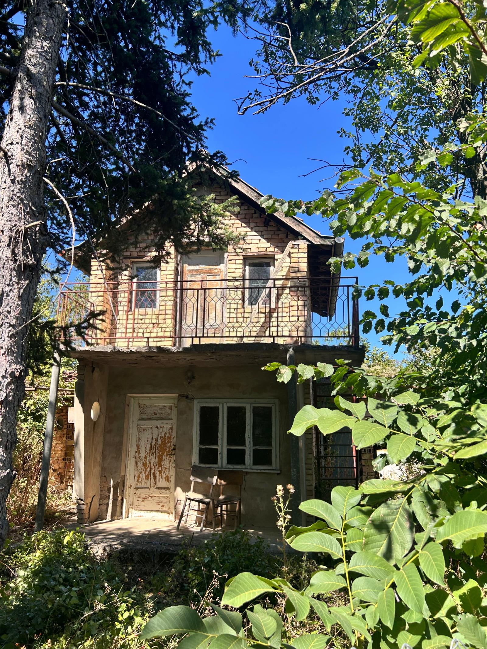 Villa for Sale in Targovishte, Vilna zona