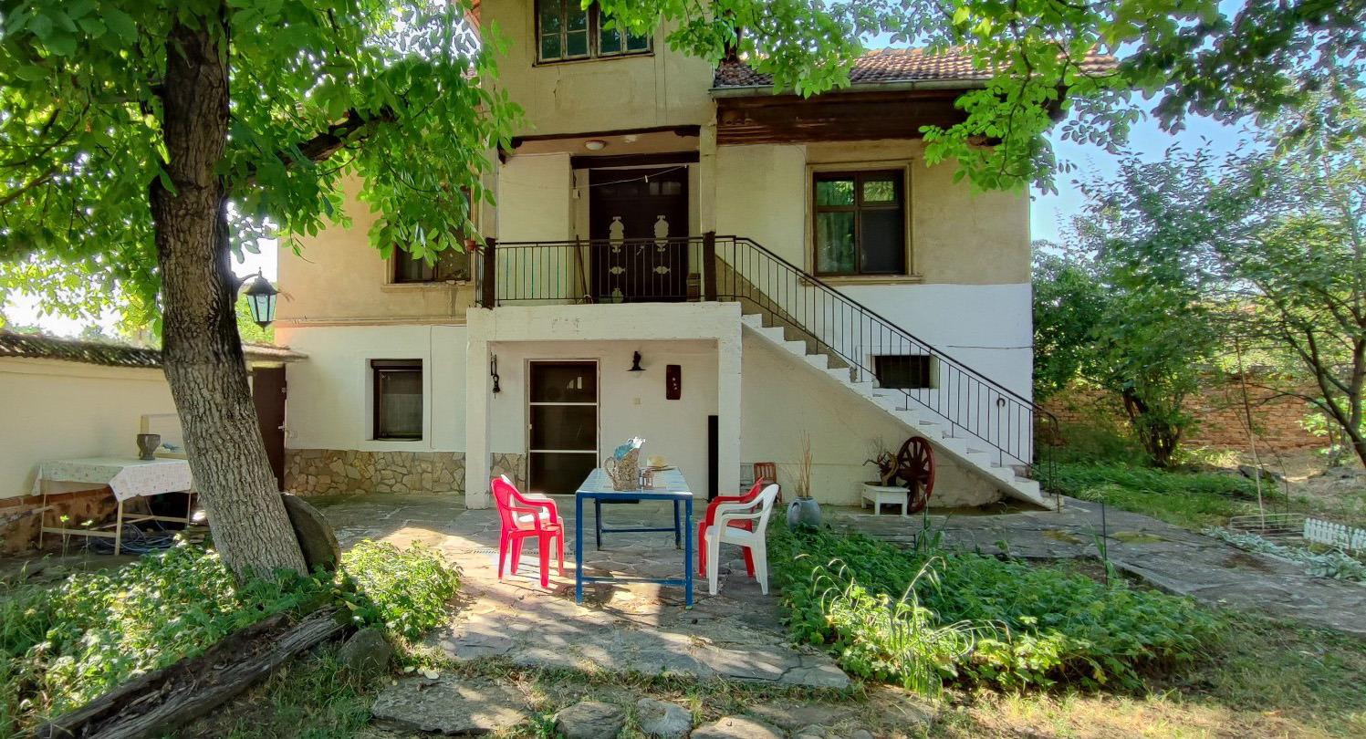 House for Sale in Trudovets, Sofia Province