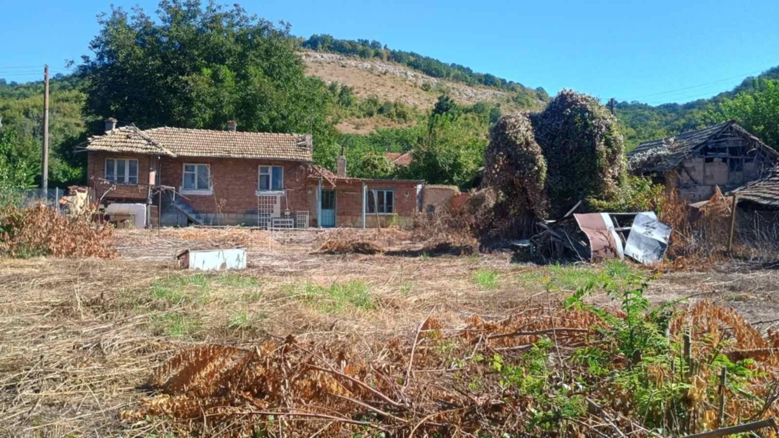 House for Sale in Svalenik, Ruse