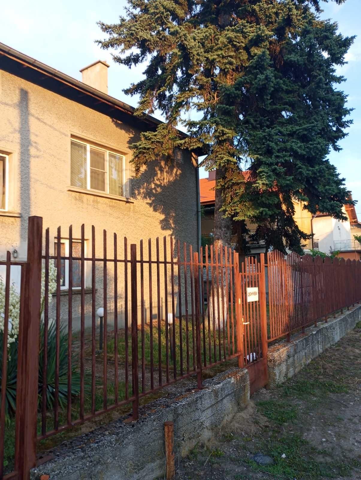 House for Sale in Petarch, Sofia Province