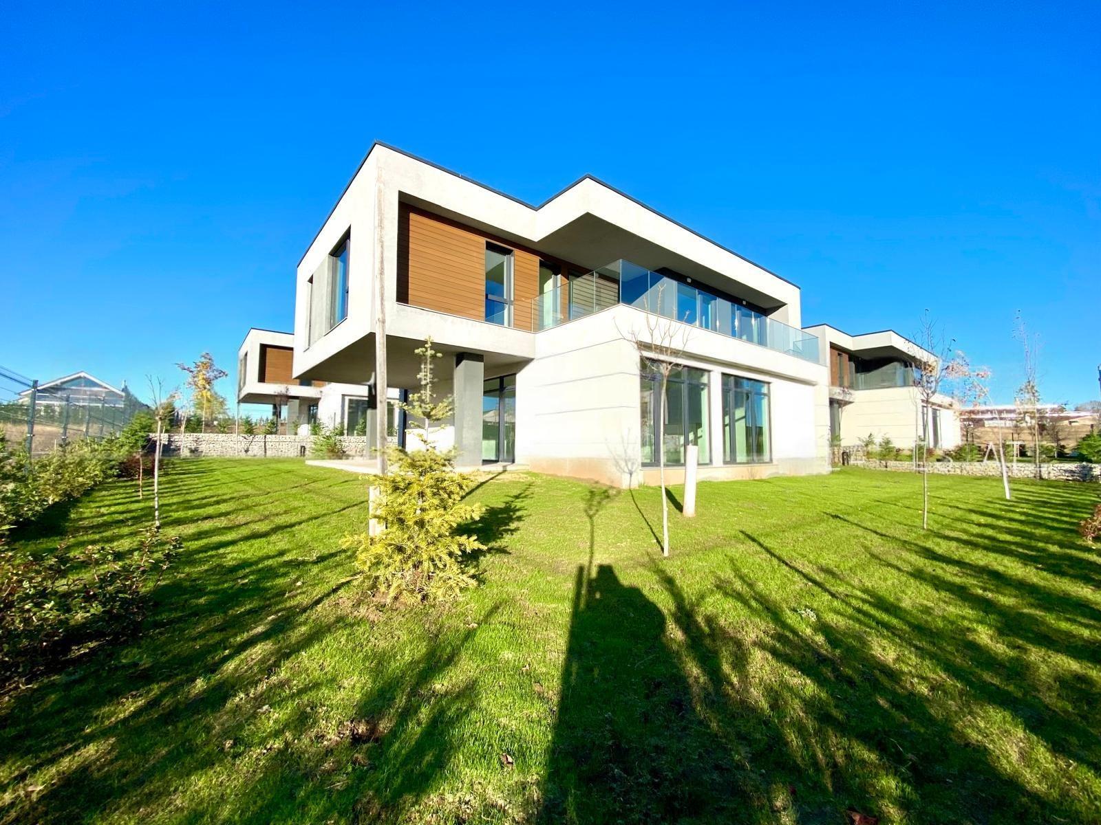 House for Sale in Sofia, Bistritsa