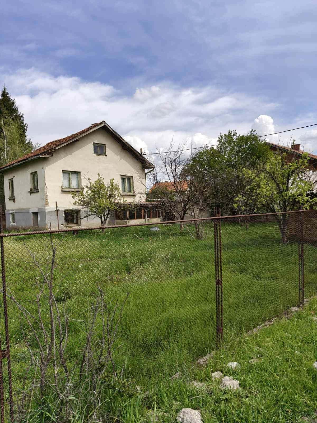 House for Sale in Rayovo, Sofia Province
