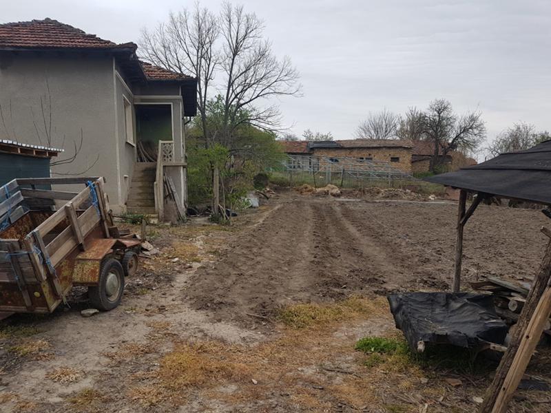 House for Sale in Piperkovo, Ruse