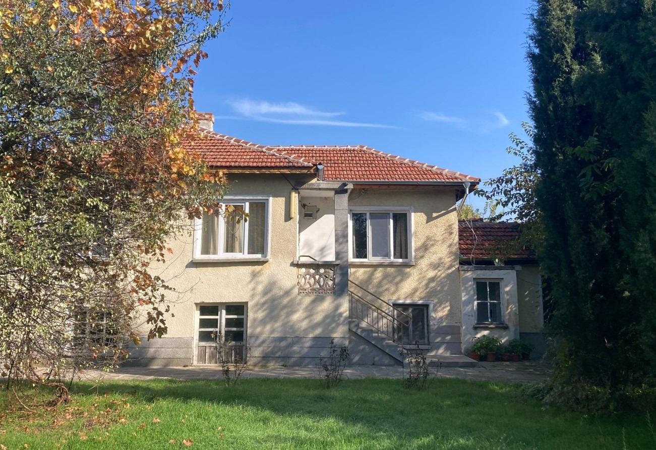 House for Sale in Parvomay, Plovdiv