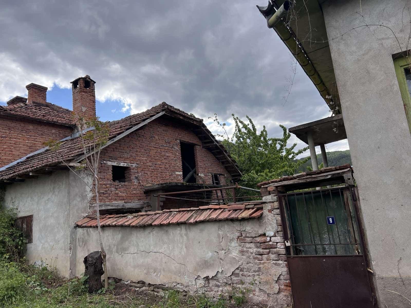 House for Sale in Dragovishtitsa, Kyustendil